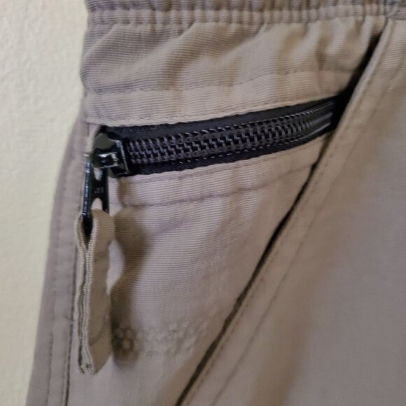 The North Face Tech Wear Cargo Hiking Utility Shorts Size XL - Picture 7 of 10